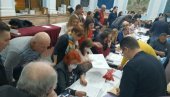 ПРВИ РЕЗУЛТАТИ ИЗБОРА У КРУШЕВЦУ: СНС остварио убедљиву победу са 51,41 посто гласова ПРВИ РЕЗУЛТАТИ ИЗБОРА У КРУШЕВЦУ: СНС остварио убедљиву победу са 51,41 посто гласова