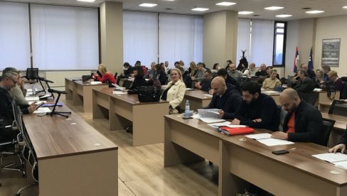 GRADSKA IZBORNA KOMISIJA BEOGRADA: Proglašene liste Save Manojlovića i Saše Radulovića GRADSKA IZBORNA KOMISIJA BEOGRADA: Proglašene liste Save Manojlovića i Saše Radulovića