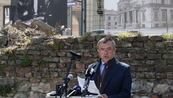 КЊИЖЕВНА КОЛОНИЈА У ВРАЊУ: Владимир Пиштало на отварању КЊИЖЕВНА КОЛОНИЈА У ВРАЊУ: Владимир Пиштало на отварању