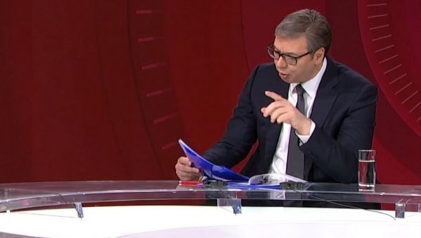 ВУЧИЋ ПРОЧИТАО ИЗВЕШТАЈ СРПСКИХ ПИЛОТА СА ЛЕТА МОСКВА-БЕОГРАД: Поред нашег авиона је био војни НАТО ловац ВУЧИЋ ПРОЧИТАО ИЗВЕШТАЈ СРПСКИХ ПИЛОТА СА ЛЕТА МОСКВА-БЕОГРАД: Поред нашег авиона је био војни НАТО ловац