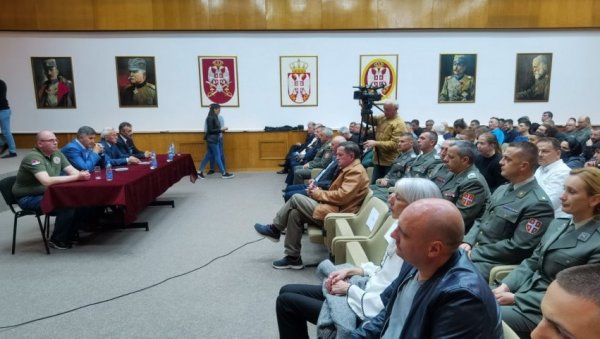 СВЕЧАНОСТ У ДОМУ ВОЈСКЕ У НИШУ: Обележена годишњица почетка битке на Кошарама (ФОТО) СВЕЧАНОСТ У ДОМУ ВОЈСКЕ У НИШУ: Обележена годишњица почетка битке на Кошарама (ФОТО)