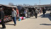 УДАРИО ЖЕНУ У ИНВАЛИДСКИМ КОЛИЦИМА: Насилник на бувљој пијаци у Пироту напао жену УДАРИО ЖЕНУ У ИНВАЛИДСКИМ КОЛИЦИМА: Насилник на бувљој пијаци у Пироту напао жену