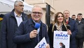 SENAJA JE UZ VUČIĆA: Vesić obišao naselje u kom je najveći broj građana podržao politiku predsednika (FOTO)