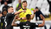 МОЈ ИГРАЧ ЈЕ ЗАСЛУЖИО ЦРВЕНИ: Изјава тренера Чукаричког какву не памти српски фудбал МОЈ ИГРАЧ ЈЕ ЗАСЛУЖИО ЦРВЕНИ: Изјава тренера Чукаричког какву не памти српски фудбал