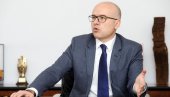 ГРАДОНАЧЕЛНИК ВУЧЕВИЋ: Људи треба да разумеју зашто полиција и надлежни морају да ураде процедуру, Новосађане молим да остану мирни