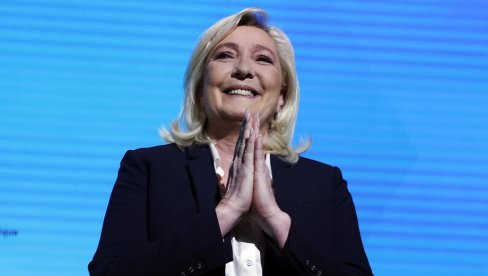 MARIN LE PEN UZVRAĆA UDARAC: Nacionalno okupljanje ruši francusku vladu? MARIN LE PEN UZVRAĆA UDARAC: Nacionalno okupljanje ruši francusku vladu?
