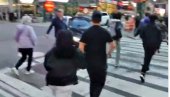 ЕКСПЛОЗИЈЕ НА ТАЈМС СКВЕРУ: Три пожара у шахтовима изазвала панику (ВИДЕО) ЕКСПЛОЗИЈЕ НА ТАЈМС СКВЕРУ: Три пожара у шахтовима изазвала панику (ВИДЕО)