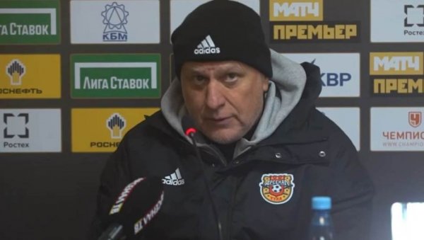СРАМ ТЕ БИЛО, ИДИ У ТВОЈУ НЕМАЧКУ: Миодраг Гроф Божовић у центру скандала СРАМ ТЕ БИЛО, ИДИ У ТВОЈУ НЕМАЧКУ: Миодраг Гроф Божовић у центру скандала