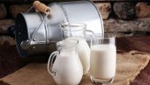MALO I DVA CENTA VIŠE: Farmeri opet prete obustavom isporuke mleka zbog otkupne cene MALO I DVA CENTA VIŠE: Farmeri opet prete obustavom isporuke mleka zbog otkupne cene