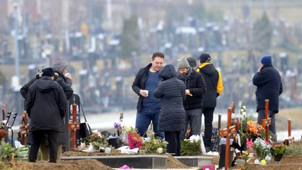 И ПАЉЕЊЕ СВЕЋА И ЦВЕЋЕ ОНЛАЈН: ЈКП Погребне услуге дигитализују своје услуге на десет гробаља И ПАЉЕЊЕ СВЕЋА И ЦВЕЋЕ ОНЛАЈН: ЈКП Погребне услуге дигитализују своје услуге на десет гробаља