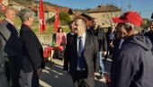 ИЗАЂИТЕ И ГЛАСАЈТЕ ЗА ВУЧИЋА И СПС: Ивица Дачић обишао пиротски крај ИЗАЂИТЕ И ГЛАСАЈТЕ ЗА ВУЧИЋА И СПС: Ивица Дачић обишао пиротски крај