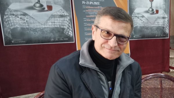 БРАДИЋЕВО ЧУДО У КРУШЕВЦУ: Милијине дане обележиће ново виђење драме Љубомира Симовића БРАДИЋЕВО ЧУДО У КРУШЕВЦУ: Милијине дане обележиће ново виђење драме Љубомира Симовића
