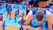 UZNEMIRUJUĆE: Bosanski reprezentativac morao hitno na operaciju (VIDEO) UZNEMIRUJUĆE: Bosanski reprezentativac morao hitno na operaciju (VIDEO)