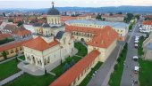 СТАРИ СУ ДВА ВЕКА: Откривени здини украси и списи током обнове палате у Румунији СТАРИ СУ ДВА ВЕКА: Откривени здини украси и списи током обнове палате у Румунији