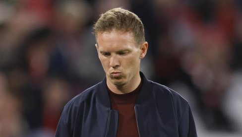JULIJAN NAGELSMAN NA SKIJANJU SA DEVOJKOM SAZNAO DA VIŠE NIJE TRENER BAJERNA: Tuhel preuzeo Bavarce