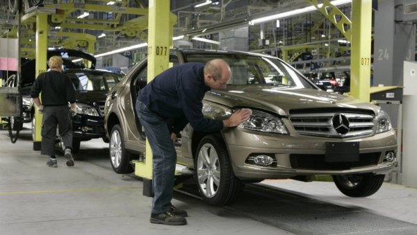 УПРКОС ИНФЛАЦИЈИ И ЕНЕРГЕТСКОЈ КРИЗИ: Продаја нових аутомобила у Европи поново у порасту након тешке године УПРКОС ИНФЛАЦИЈИ И ЕНЕРГЕТСКОЈ КРИЗИ: Продаја нових аутомобила у Европи поново у порасту након тешке године