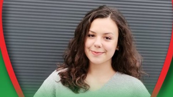 ХИТНО: Деветнаестогодишњој Марини потребна помоћ да победи леукемију ХИТНО: Деветнаестогодишњој Марини потребна помоћ да победи леукемију