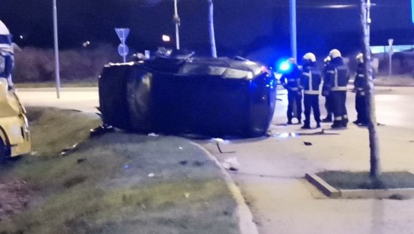 ДЕТАЉИ САОБРАЋАЈНЕ НЕСРЕЋЕ У НИШУ: Познато у каквом се стању налазе повређени ДЕТАЉИ САОБРАЋАЈНЕ НЕСРЕЋЕ У НИШУ: Познато у каквом се стању налазе повређени