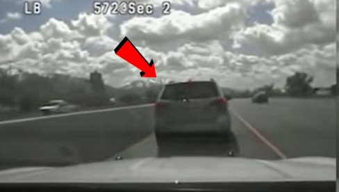 MILEO AUTO-PUTEM: Policajci bili u čudu kad su videli KO je za volanom (VIDEO/FOTO)