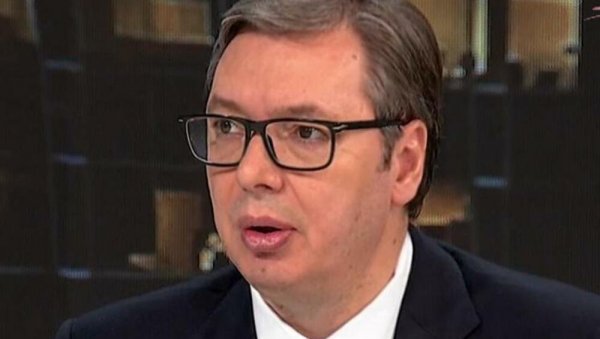 НИКО НЕМА ПРАВО ДА НАОРУЖАВА ПРИШТИНУ Вучић о слању опасних ракета из Британије: Разумели смо поруку НИКО НЕМА ПРАВО ДА НАОРУЖАВА ПРИШТИНУ Вучић о слању опасних ракета из Британије: Разумели смо поруку