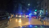 САМОУБИСТВО У ЛОЗНИЦИ: Девојка скочила са зграде, лекари могли само да констатују смрт САМОУБИСТВО У ЛОЗНИЦИ: Девојка скочила са зграде, лекари могли само да констатују смрт
