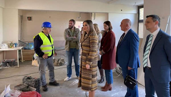 КЛУБ КАО НОВ У ЈУНУ: Радови на обнови просторија за одрасле и старе у насељу Др Иван Рибар КЛУБ КАО НОВ У ЈУНУ: Радови на обнови просторија за одрасле и старе у насељу Др Иван Рибар