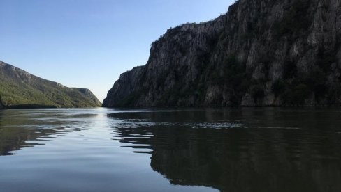 DUNAV – PLAVA NIT EVROPE: Reka koja nije tu zbog nas već s nama DUNAV – PLAVA NIT EVROPE: Reka koja nije tu zbog nas već s nama