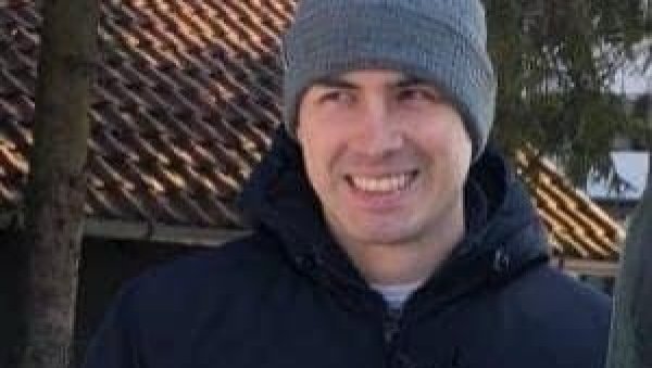 НЕСТАО МОМАК У ТРСТЕНИКУ: Последњи трагови пронађен су у шуми НЕСТАО МОМАК У ТРСТЕНИКУ: Последњи трагови пронађен су у шуми