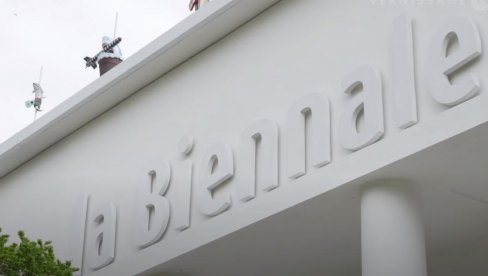 POLEMIKE POSLE OBJAVE DA SE RUSIJA VRAĆA NA 61. VENECIJANSKI BIJENALE: Posle četiri godine izostanka zbog rata u Ukrajini