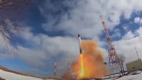 TENZIJE RASTU: Južna Koreja uvodi sankcije umešanima u program naoružavanja Severne Koreje TENZIJE RASTU: Južna Koreja uvodi sankcije umešanima u program naoružavanja Severne Koreje