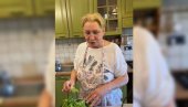ХИТ СНИМАК: Николија снимала Весну Змијанац, људи су одушевљени (ВИДЕО) ХИТ СНИМАК: Николија снимала Весну Змијанац, људи су одушевљени (ВИДЕО)