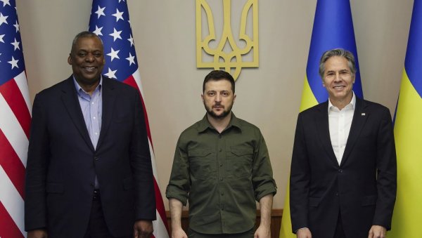 ЗА ЦИВИЛЕ ОТВОРЕН КОРИДОР: И током празника гранатиран исток Украјине, руски ПВО за 24 сата оборио 13 украјинских беспилотних летелица ЗА ЦИВИЛЕ ОТВОРЕН КОРИДОР: И током празника гранатиран исток Украјине, руски ПВО за 24 сата оборио 13 украјинских беспилотних летелица