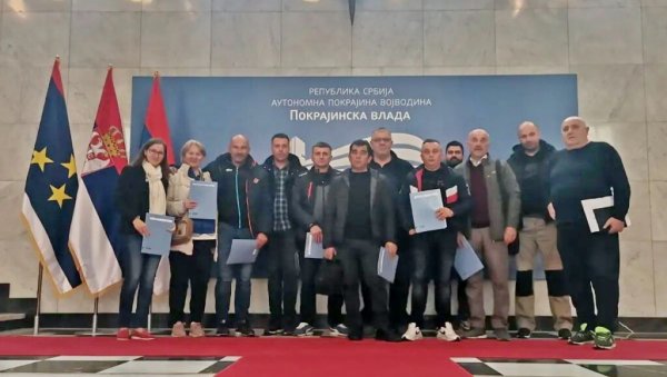 ГОТОВО ДВА МИЛИОНА ЗА РАЗВОЈ СПОРТА У СЕЧЊУ: Популаризација спорта код деце и младих у фокусу ГОТОВО ДВА МИЛИОНА ЗА РАЗВОЈ СПОРТА У СЕЧЊУ: Популаризација спорта код деце и младих у фокусу