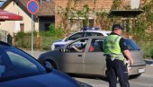 TEŠKA NESREĆA NA AUTO-PUTU KOD VRČINA: Auto izleteo sa kolovoza, vozač teško povređen TEŠKA NESREĆA NA AUTO-PUTU KOD VRČINA: Auto izleteo sa kolovoza, vozač teško povređen