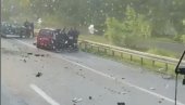 SAOBRAĆAJNA NESREĆA U BEOGRADU: Dva automobila uništena na auto-putu (FOTO/VIDEO) SAOBRAĆAJNA NESREĆA U BEOGRADU: Dva automobila uništena na auto-putu (FOTO/VIDEO)