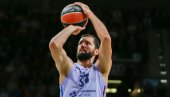 OGLASIO SE NIKOLA MIROTIĆ: Zvezda i Partizan zbog njega lome koplja, a evo šta on radi (FOTO)