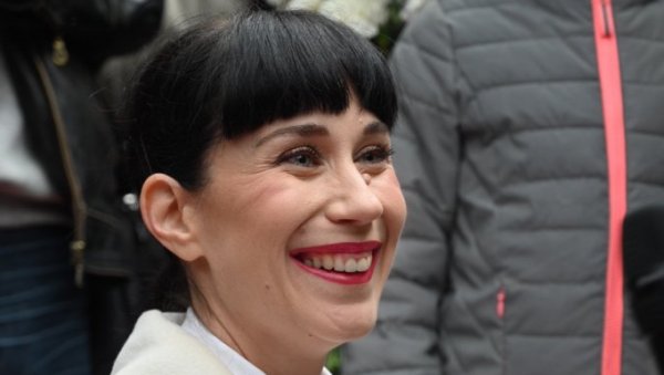 ЗА ЊУ ЈЕ У РЕДУ ТО ШТО СЕВЕРИНА НАПАДА СРБИЈУ: Констракта подржала изјаве хрватске певачице (ФОТО) ЗА ЊУ ЈЕ У РЕДУ ТО ШТО СЕВЕРИНА НАПАДА СРБИЈУ: Констракта подржала изјаве хрватске певачице (ФОТО)