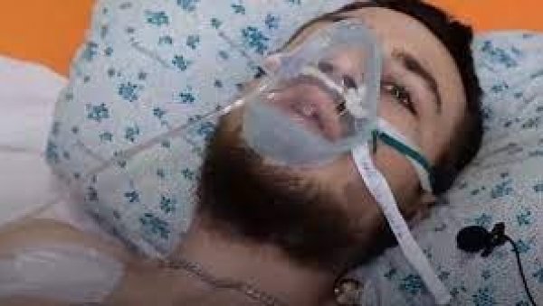 НАША КОМАНДА НАМ ЈЕ ПРЕТИЛА УБИСТВОМ! Украјинац из Мариупоља открио разлоге предаје: Сви су нас напустили... (ВИДЕО) НАША КОМАНДА НАМ ЈЕ ПРЕТИЛА УБИСТВОМ! Украјинац из Мариупоља открио разлоге предаје: Сви су нас напустили... (ВИДЕО)