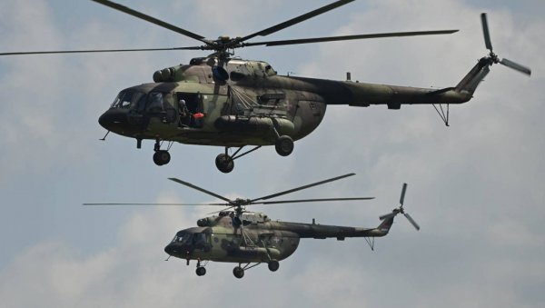 КАКО ЋЕ ИЗГЛЕДАТИ ШТИТ 2022: Завршене све припреме у Батајници за сутрашњи приказ способности Војске Србије (ФОТО) КАКО ЋЕ ИЗГЛЕДАТИ ШТИТ 2022: Завршене све припреме у Батајници за сутрашњи приказ способности Војске Србије (ФОТО)