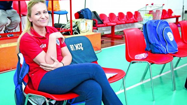 МАРИЈАНА БОРИЧИЋ, СТРАТЕГ ОДБОЈКАШИЦА УБА: Женама потребно више да се доказују МАРИЈАНА БОРИЧИЋ, СТРАТЕГ ОДБОЈКАШИЦА УБА: Женама потребно више да се доказују