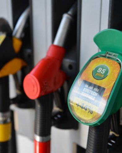 НЕКЕ ПУМПЕ ВЕЋ СУВЕ: Црна Гора остаје без горива?