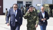 DODIK PORUČIO: Vojska Srbije može uspešno da odbrani srpski narod DODIK PORUČIO: Vojska Srbije može uspešno da odbrani srpski narod
