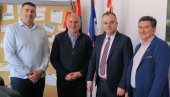 ЈАЧАЊЕ ДЕЦЕНИЈСКИХ ПРИЈАТЕЉСКИХ ВЕЗА: Ускоро братимљење Звездаре и Херцег Новог ЈАЧАЊЕ ДЕЦЕНИЈСКИХ ПРИЈАТЕЉСКИХ ВЕЗА: Ускоро братимљење Звездаре и Херцег Новог