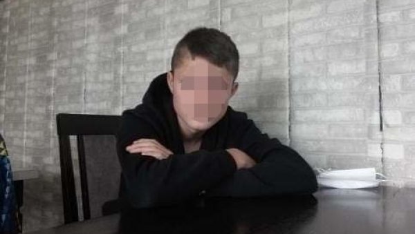 ОВО ЈЕ ТИНЕЈЏЕР КОЈИ ЈЕ ПОГИНУО КОД ГАЏИНОГ ХАНА: Данило преминуо на месту несреће - пригњечио га трактор (ФОТО) ОВО ЈЕ ТИНЕЈЏЕР КОЈИ ЈЕ ПОГИНУО КОД ГАЏИНОГ ХАНА: Данило преминуо на месту несреће - пригњечио га трактор (ФОТО)