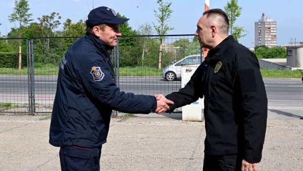 ВУЛИН УПОЗОРИО: Предузмите све мере заштите од пожара како би нам празници протекли добро ВУЛИН УПОЗОРИО: Предузмите све мере заштите од пожара како би нам празници протекли добро