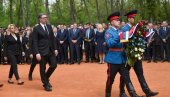 ВУЧИЋ: Терају нас да се извинимо и за шта нисмо криви, а они се ни за шта неће извинити ВУЧИЋ: Терају нас да се извинимо и за шта нисмо криви, а они се ни за шта неће извинити