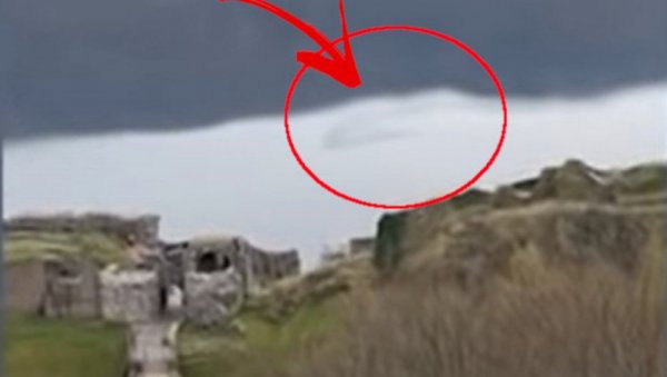 ДРОНОВИ ЈУРЕ ЗА ЧУДОВИШТЕМ ИЗ ЛОХ НЕСА: Организује се досад највећа потрага ДРОНОВИ ЈУРЕ ЗА ЧУДОВИШТЕМ ИЗ ЛОХ НЕСА: Организује се досад највећа потрага