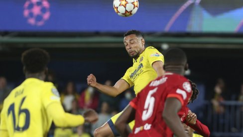 ŽUTA PODMORNICA POTONULA, PRVI TRIJUMF AJAKSA! Golovi i preokreti na startu