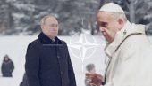 ПАПА ОПТУЖУЈЕ НАТО? Приближавање руским границама подстрекло напад на Украјину ПАПА ОПТУЖУЈЕ НАТО? Приближавање руским границама подстрекло напад на Украјину