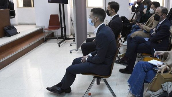 ЗВЕЗДА ПРИМЕРЕ ИДЕ НА РОБИЈУ: Санти Мина осуђен на четири године због силовања ЗВЕЗДА ПРИМЕРЕ ИДЕ НА РОБИЈУ: Санти Мина осуђен на четири године због силовања